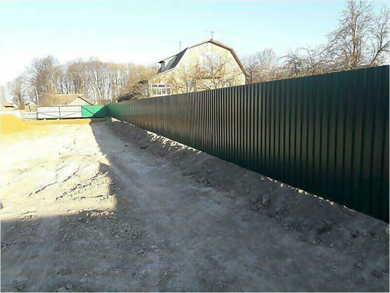 Забор, ворота, калитка из зеленого профлиста 150м фото 4 в Якутске
