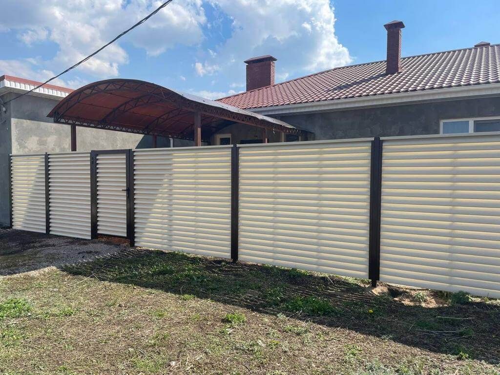 Забор из ламелей Еврожалюзи 25м RAL1015/1015 Слоновая Кость двусторонний фото 5 в Якутске