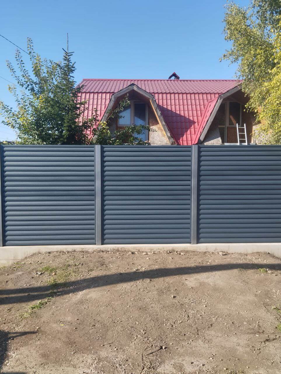 Забор-жалюзи из ламелей Реснички 54м RAL7024/7024 Серый Графит двусторонний МАТТЕ в Якутске